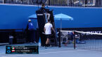 Majchrzak wygrał 1. seta w starciu z Seppim w 1. rundzie Australian Open