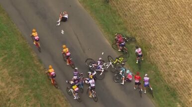 Kraksa za kraksą w kobiecym Tour de France. Katarzyna Niewiadoma w najlepszej trójce