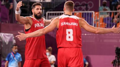 Zacięty mecz i wygrana Polaków na początek mistrzostw Europy w koszykówce 3x3