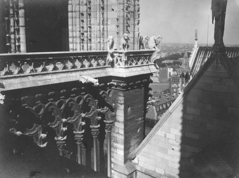 Fragment Katedry Notre-Dame, 1932r.