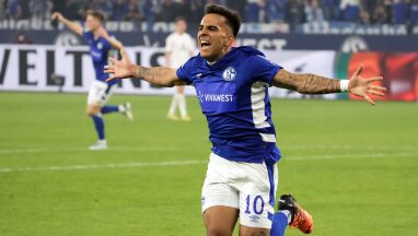 Schalke wraca do Bundesligi. Były piłkarz Korony Kielce bohaterem