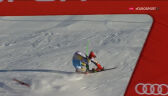 Fatalny upadek Braathena tuż za linią mety 2. przejazdu slalomu giganta w Adelboden