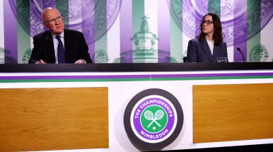 Organizatorzy Wimbledonu krytykują decyzje ATP i WTA. 