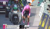 Szczęśliwy Egan Bernal w objęciach partnerki na mecie Giro d&#039;Italia