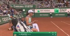 Zamieszanie podczas przerwy w meczu Świątek z Gauff w finale Roland Garros