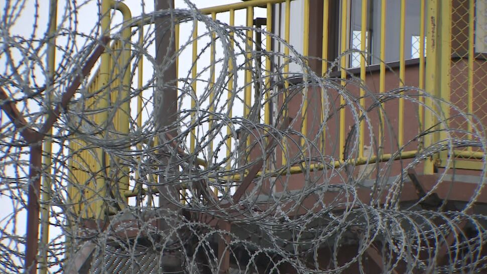 W Zakładzie Karnym w Barczewie służba więzienna miała znęcać się nad osadzonymi