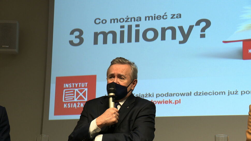 Michał Dworczyk żali się w mejlu: "trochę szkoda, że oddaliśmy te kontakty z narodowcami"