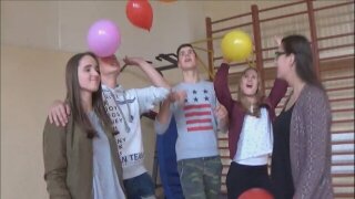 Kobiety w remiu na randki. W remiu s dziesitki kobiet, ktre - tak jak Ty szukaj nowych znajomoci i chtnie umawiaj si na randki. Wiele z nich to osoby Randki z kobietami i dziewczynami w remiu trendinfo.club